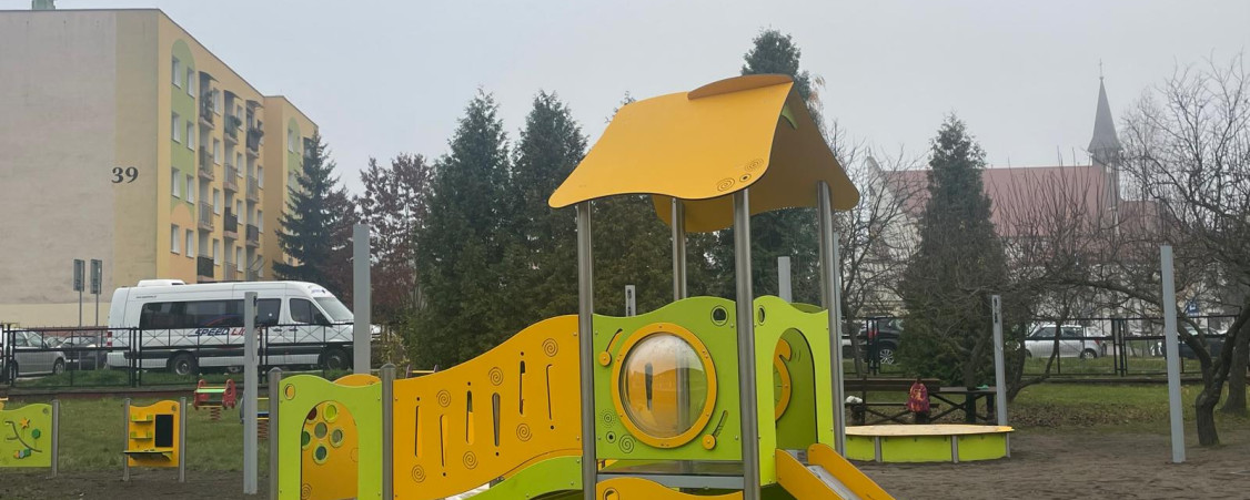 Wykonanie placu zabaw przy żłobku w ramach programu Aktywny Maluch 2025